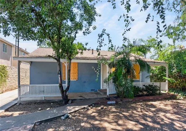 2nd image of 9140 Noble Ave, North Hills, CA 91343 | MLS# SR26132455