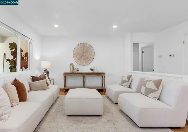 Photo 3 of Sale Pending at 2 Craydon Ct, San Ramon, CA 94583 | MLS# 41138638 | Listing updated on 2026-07-04