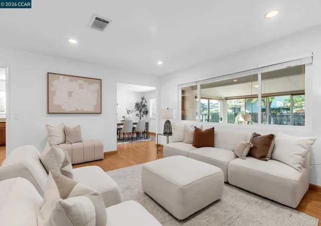 Photo 4 of Sale Pending at 2 Craydon Ct, San Ramon, CA 94583 | MLS# 41138638 | Listing updated on 2026-07-04