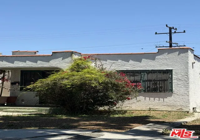 Homes for sale in Inglewood, CA | 1020 Maple St, Inglewood, CA 90301 | MLS# 26848173