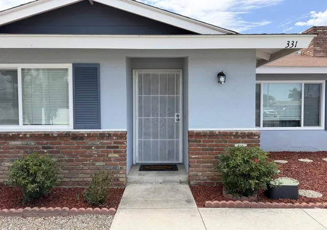 Photo 3 of Single family home for sale at 331 Ruby Ave, Hemet, CA 92543 | MLS# PTP2604639 | Listing updated on 2026-06-28