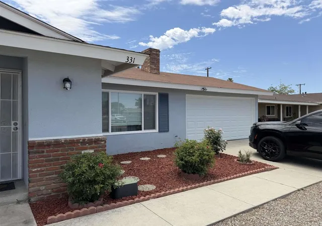 Photo 4 of Single family home for sale at 331 Ruby Ave, Hemet, CA 92543 | MLS# PTP2604639 | Listing updated on 2026-06-28