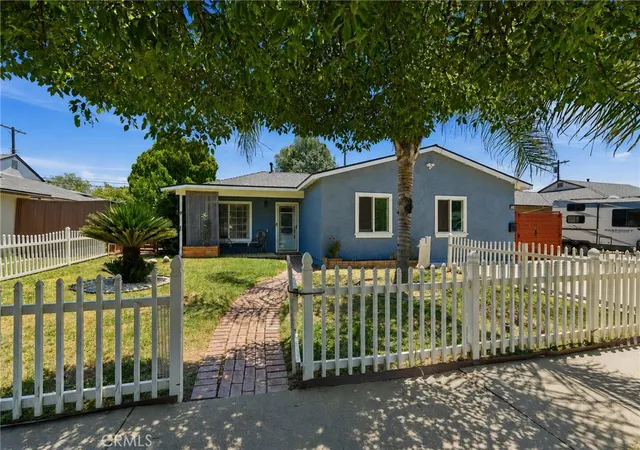 Homes for sale in Van Nuys, CA | 7312 Caldus Ave, Van Nuys, CA 91406 | MLS# SR26128885