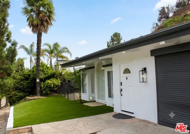 Photo 1 of Single family home for sale at 1265 Bienveneda Ave, Pacific Palisades, CA 90272 | MLS# 26848857 | Listing updated on 2026-06-25