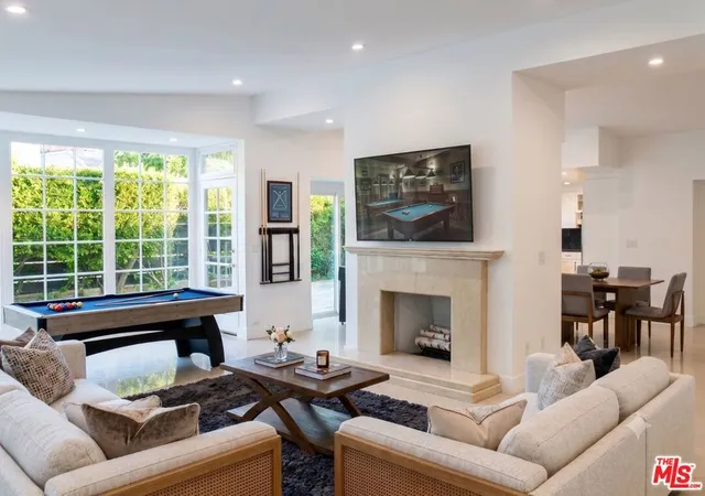 Photo 2 of Single family home for sale at 1265 Bienveneda Ave, Pacific Palisades, CA 90272 | MLS# 26848857 | Listing updated on 2026-06-25