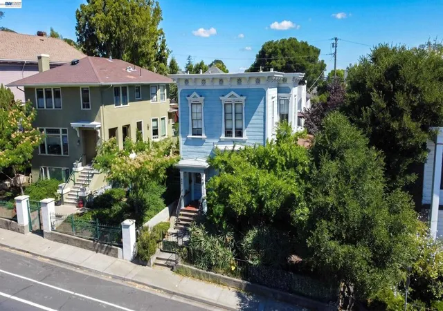 Homes for sale in Vallejo, CA | 834 Georgia St, Vallejo, CA 94590 | MLS# 41138670