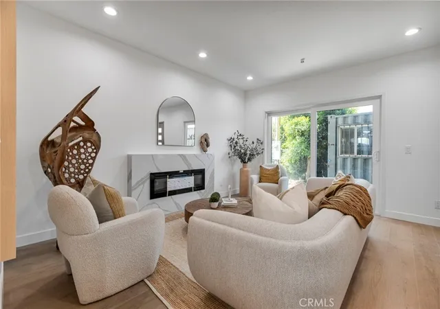 4th image of 1014 W 223Rd St #4, Torrance, CA 90502 | MLS# PW26132695