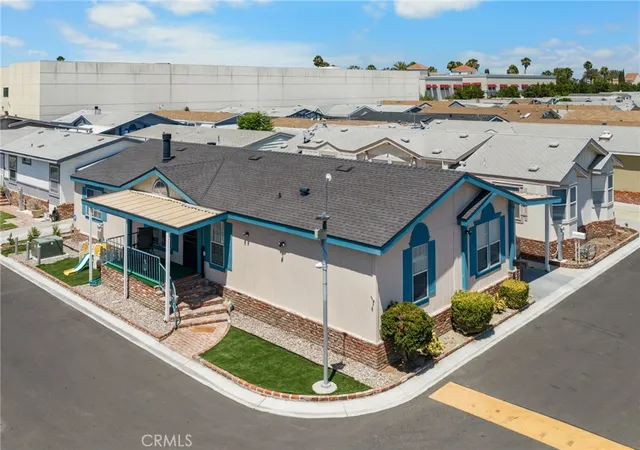Photo 3 of Manufactured home for sale at 19127 Pioneer Blvd #63, Artesia, CA 90701 | MLS# DW26132707 | Listing updated on 2026-10-06
