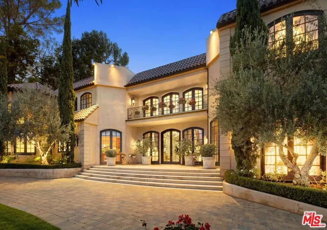 Photo 1 of Mansion for sale at 9541 Sunset Blvd, Beverly Hills, CA 90210 | MLS# 26841257 | Listing updated on 2026-10-02
