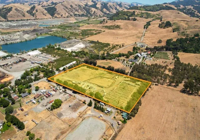 4th image of 3313 Andrade Rd, Sunol, CA 94586 | MLS# ML82051373