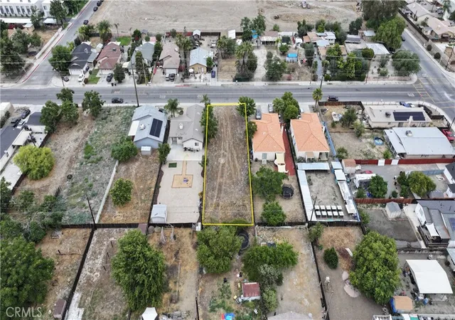 Photo 2 of Land for sale at 10 Shaver St, San Jacinto, CA 92583 | MLS# SW26132096 | Listing updated on 2026-06-18