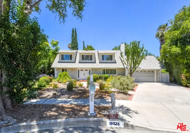 Homes for sale in Porter Ranch, CA | 10828 Amigo Ave, Porter Ranch, CA 91326 | MLS# 26847819