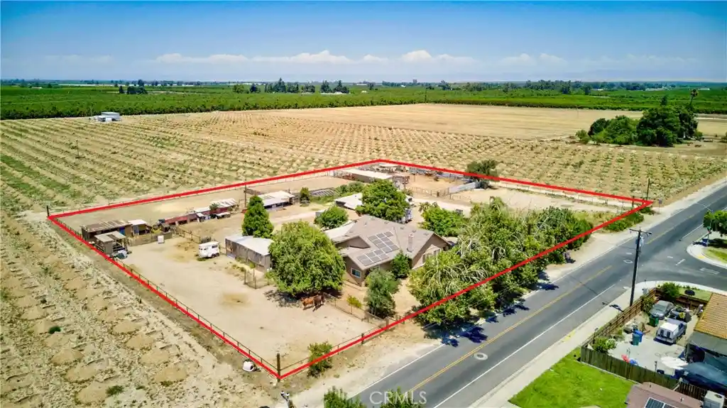 Single family home for sale at 6660 Olive Ave, Winton, CA 95388 | MLS# MC26132758