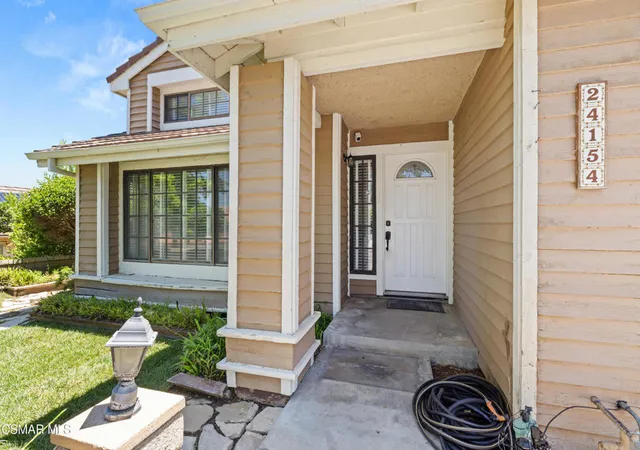 Photo 3 of Single family home for sale at 24154 Mentry Dr, Newhall, CA 91321 | MLS# 226002852 | Listing updated on 2026-09-30