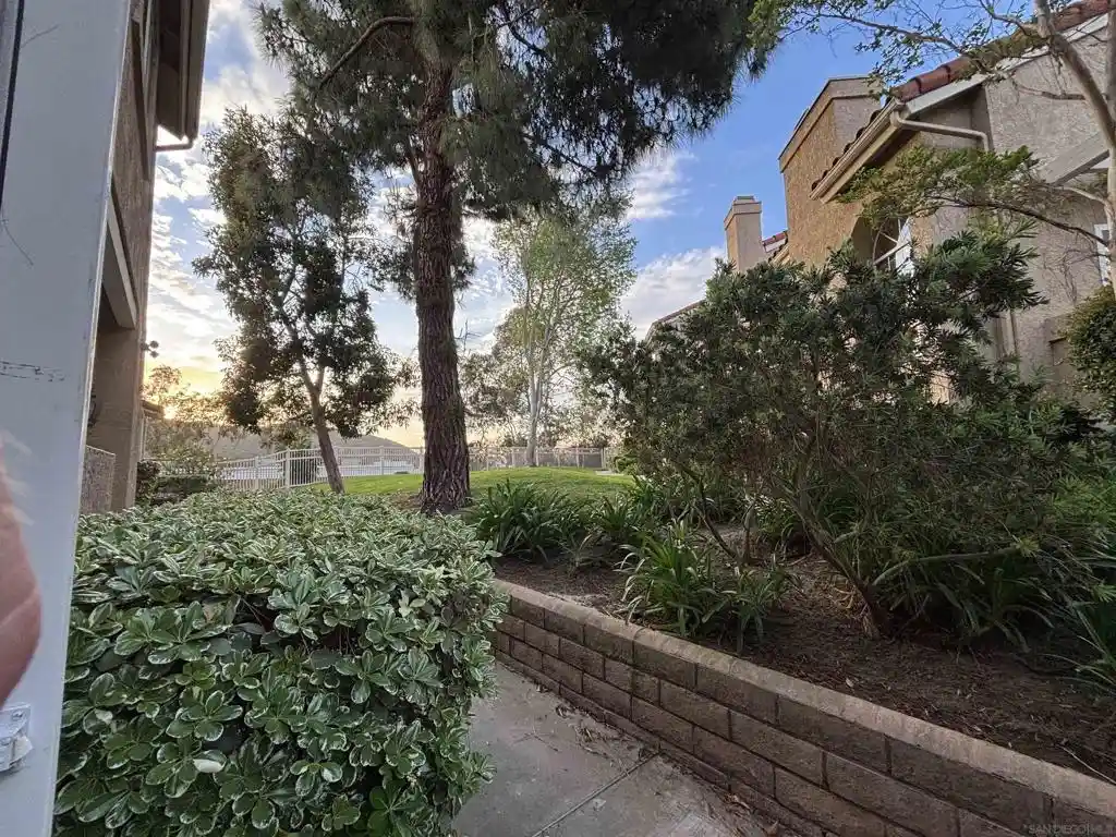 Listing Photo 8 - Condo for sale in 7737 Caminito Monarca located at 7737 Caminito Monarca, Carlsbad, CA 92009 - Unit #105