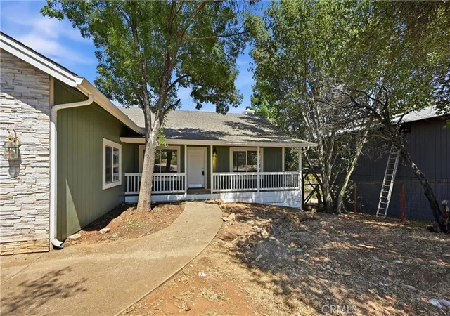 Homes for sale in Hidden Valley Lake, CA | 18120 N Shore, Hidden Valley Lake, CA 95467 | MLS# LC26132859