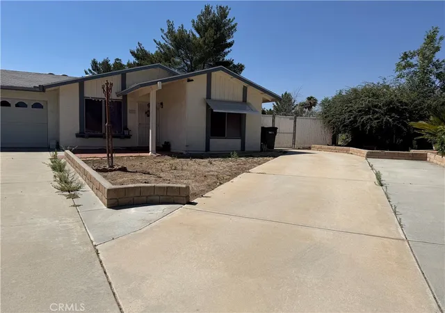 Photo 2 of Sale Pending at 181 Leslie Ct, Banning, CA 92220 | MLS# CV26132928 | Listing updated on 2026-09-18