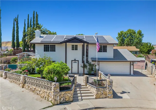 Photo 1 of Sale Pending at 28020 Newbird Dr, Santa Clarita, CA 91350 | MLS# SR26132211 | Listing updated on 2026-10-06