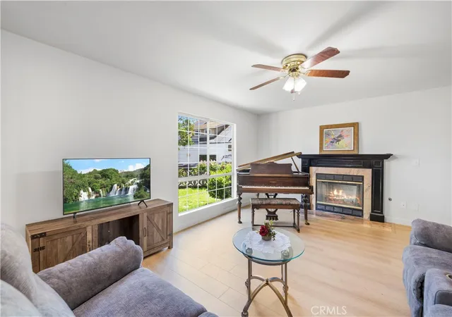 Photo 3 of Sale Pending at 28020 Newbird Dr, Santa Clarita, CA 91350 | MLS# SR26132211 | Listing updated on 2026-10-06