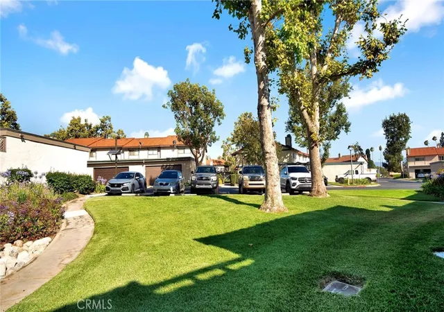 Photo 4 of Townhouse for sale at 9817 Sun Valley Dr, Montclair, CA 91763 | MLS# DW26124875 | Listing updated on 2026-10-04