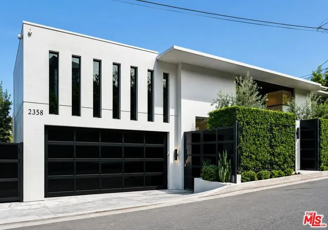 1st image of 2358 Kimridge Rd, Beverly Hills, CA 90210 | MLS# 26849121