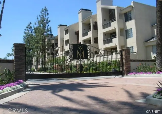 1st image of 5520 Owensmouth Ave #313, Woodland Hills, CA 91367 | MLS# SR26133011