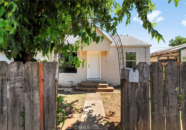 Photo 2 of Single family home for sale at 2127 B St, Oroville, CA 95966 | MLS# OR26131606 | Listing updated on 2026-09-09