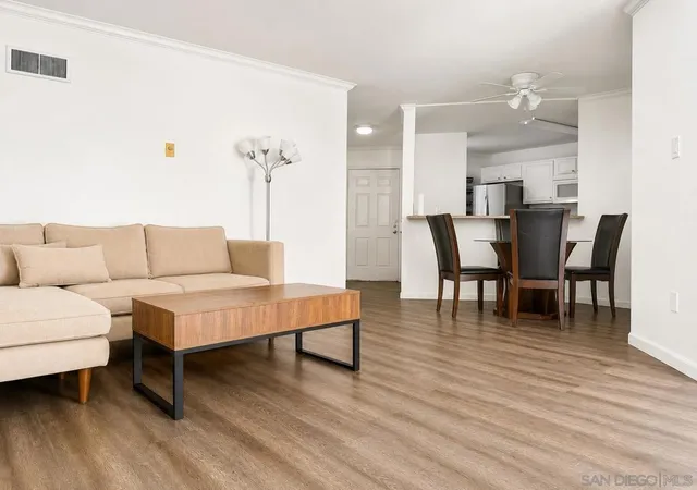 5th image of 7405 Charmant Dr #1915, San Diego, CA 92122 | MLS# 260014748SD