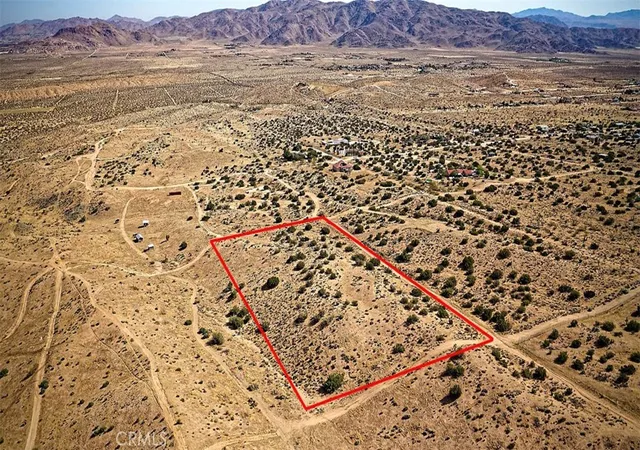Photo 2 of Land for sale at 25200 Mountain View Rd, Apple Valley, CA 92308 | MLS# HD26133088 | Listing updated on 2026-09-25