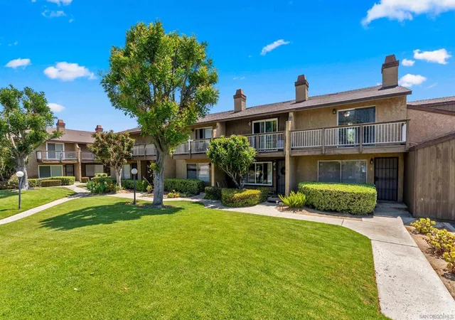 Homes for sale in El Cajon, CA | 988 E Main St #E, El Cajon, CA 92021 | MLS# 260014751SD