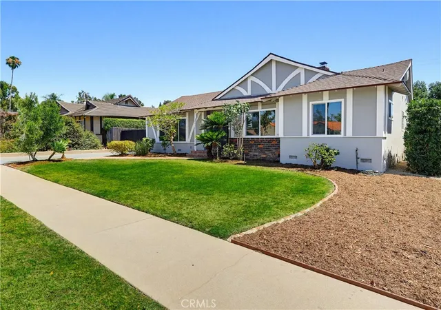 Photo 2 of Single family home for sale at 1532 E Old Badillo, Covina, CA 91724 | MLS# CV26133036 | Listing updated on 2026-10-05