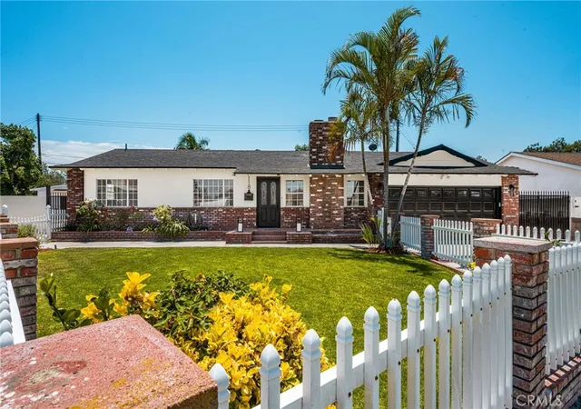 Homes for sale in Anaheim, CA | 3118 W Aliso Pl W, Anaheim, CA 92804 | MLS# PW26132916