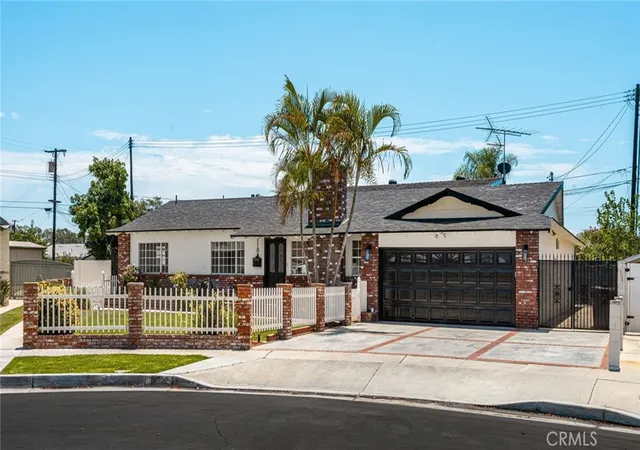 Homes for sale in Anaheim, CA | 3118 W Aliso Pl W, Anaheim, CA 92804 | MLS# PW26132916