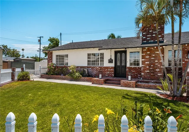 Homes for sale in Anaheim, CA | 3118 W Aliso Pl W, Anaheim, CA 92804 | MLS# PW26132916
