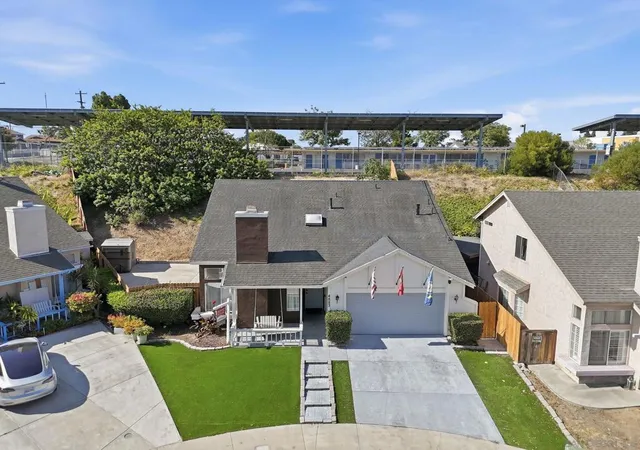 Photo 2 of Sale Pending at 4883 Jarrett Ct, San Diego, CA 92113 | MLS# 260014752SD | Listing updated on 2026-09-13