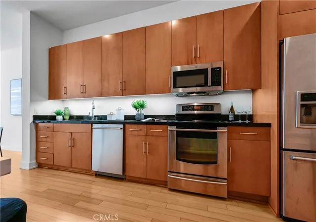 Photo 4 of Condo for sale at 3223 West 6th #312, Los Angeles, CA 90020 | MLS# WS26133147 | Listing updated on 2026-06-19
