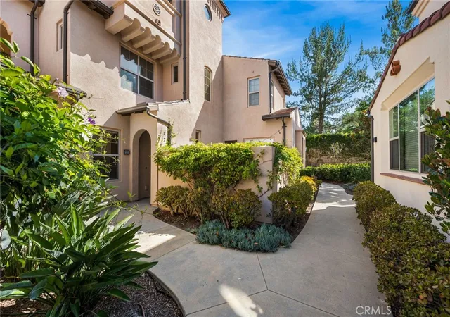 Photo 3 of Townhouse for sale at 111 Tallowood, Irvine, CA 92620 | MLS# PW26132111 | Listing updated on 2026-09-17
