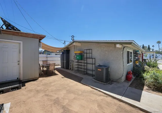 5th image of 559 Lindsay Street, El Cajon, CA 92020 | MLS# 260014770SD