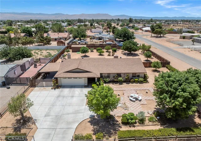 Photo 3 of Single family home for sale at 22117 Cholena, Apple Valley, CA 92307 | MLS# IG26133174 | Listing updated on 2026-06-29