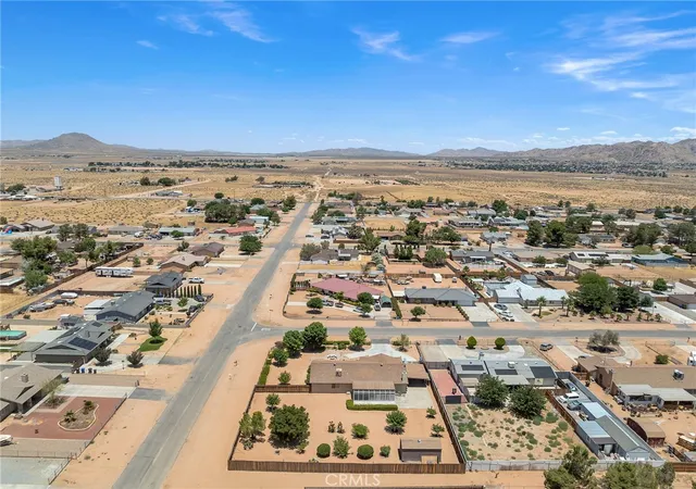 Photo 3 of Single family home for sale at 22117 Cholena, Apple Valley, CA 92307 | MLS# IG26133174 | Listing updated on 2026-06-29