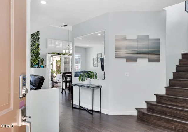 5th image of 232 Bolero Ln, Oxnard, CA 93036 | MLS# V1-37070
