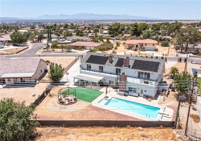 Photo 4 of Single family home for sale at 14681 Choco Rd, Apple Valley, CA 92307 | MLS# CV26072878 | Listing updated on 2026-09-03
