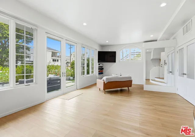 Homes for sale in Marina Del Rey, CA | 3511 Via Dolce, Marina Del Rey, CA 90292 | MLS# 26847699