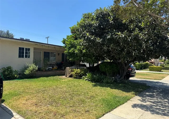 image of 638 Salem St, Glendale, CA 91203 | MLS# GD26132487