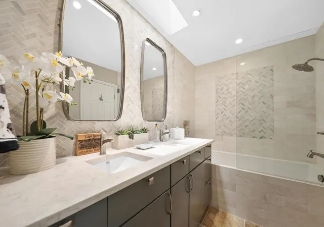 3rd image of 384 Running Springs Dr, Palm Desert, CA 92211 | MLS# 219149365DA