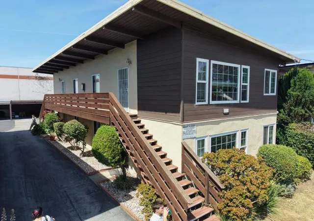 2nd image of 1120 Elmer St, Belmont, CA 94002 | MLS# ML82051468