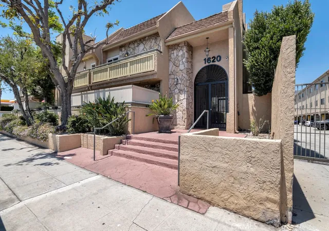 Photo 1 of Condo for sale at 1620 N San Fernando #52, Burbank, CA 91504 | MLS# BB26132137 | Listing updated on 2026-09-23