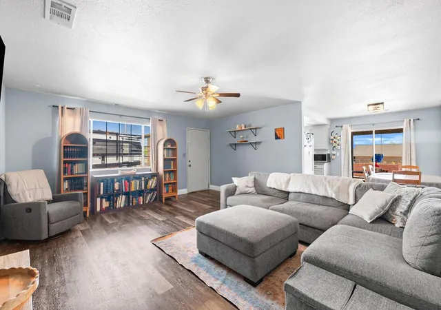 3rd image of 5509 Mariposa Ave, Twentynine Palms, CA 92277 | MLS# 219149373DA