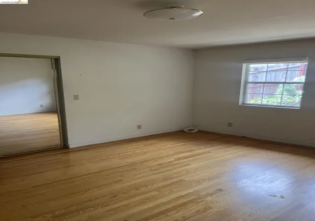 Photo 3 of Single family home for sale at 4009 Canon Ave, Oakland, CA 94602 | MLS# 41138798 | Listing updated on 2026-06-25