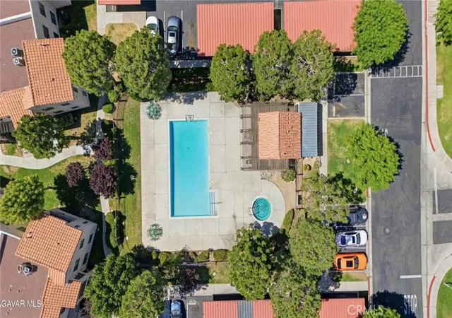 2nd image of 2554 Olive Dr, Palmdale, CA 93550